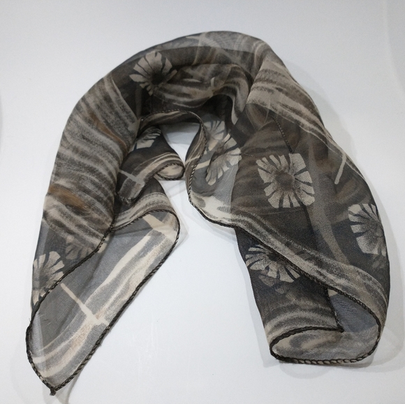 SOLD OUT!!! NOT AVAILABLE!!!! 2 SCARVES - Picture 4 of 5